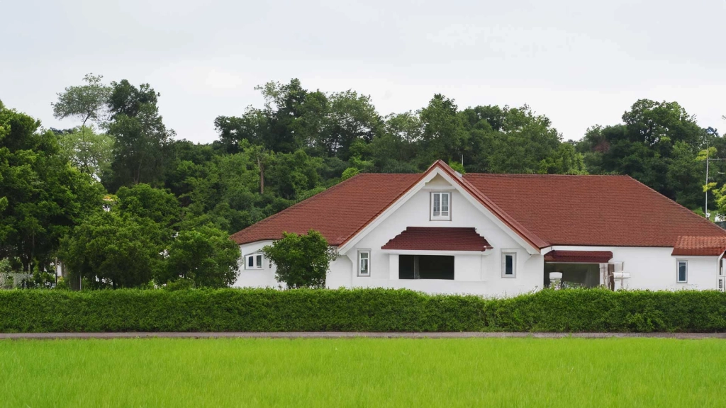 Things to be consider when buying house and lot Location