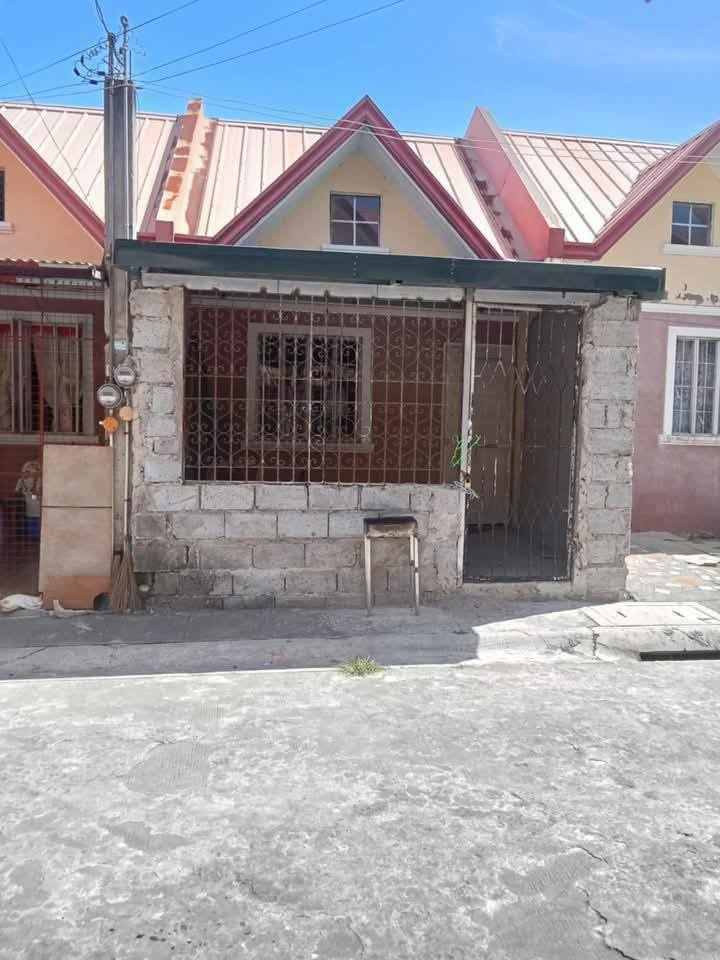 House along main road in Trece Martires Cavite, Affordable house with business potential in Cavite