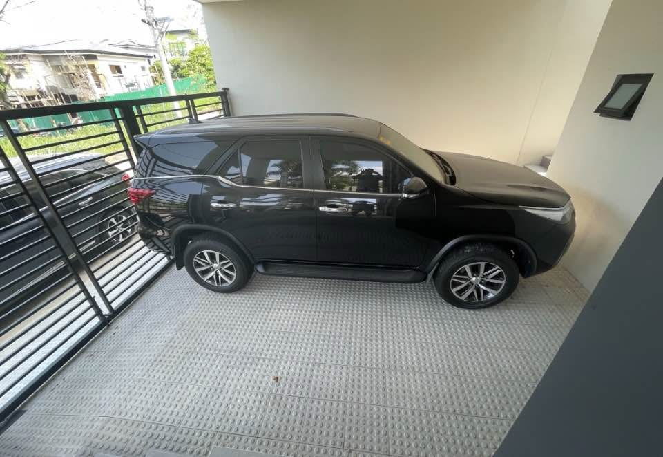 House for sale in Havila Taytay, Taytay Rizal house with swimming pool, luxury home with city view Taytay, Luxury house with pool in Taytay Rizal